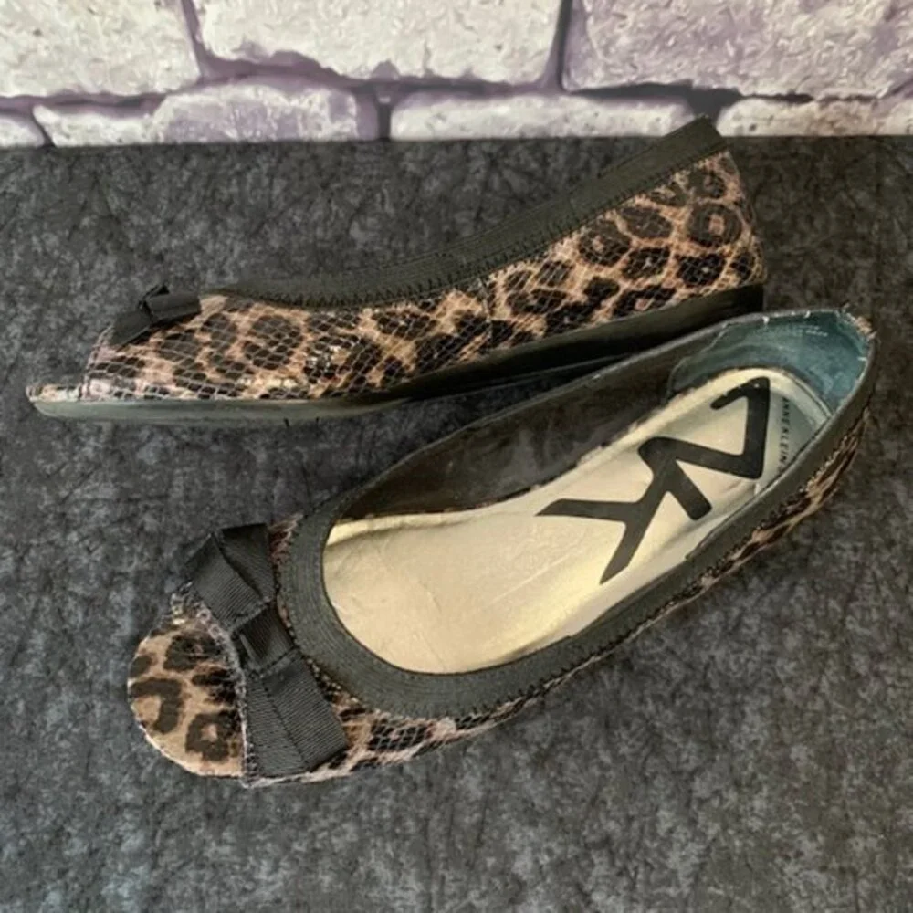 Anne Klein Animal Print Flats Size 6